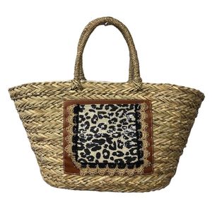 Sac de plage en paille avec empiècement en simili et léopard