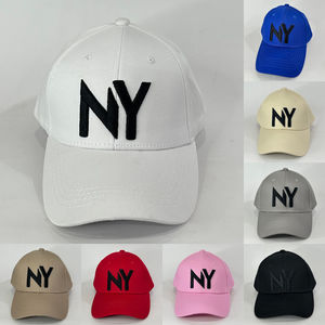 Casquette unie pour enfant ornée de la broderie "NY" à l’avant