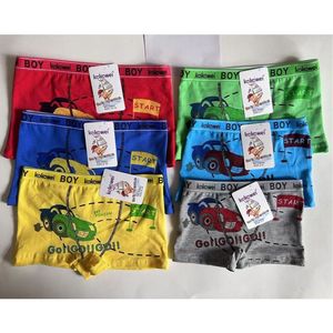 Boxer en coton aux motifs voitures de course garçon 2 à 12 ans - 60 pièces