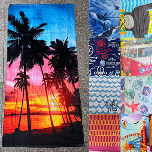 Serviette de plage imprimé au design 2-en-1 idéale en tapis