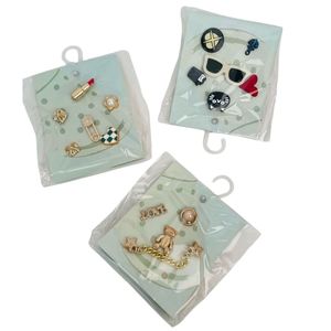 Pins décoratives pour sabots femme