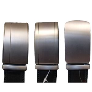 Boucle pour une ceinture rectangulaire en acier brossé