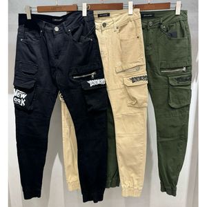 Pantalon cargo uni homme à impression graphiques sur les poches