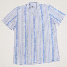 Chemise estivale motif à fleurs en coton léger et coupe regular