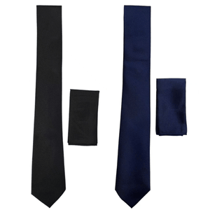 Cravate élégante avec pochette assortie