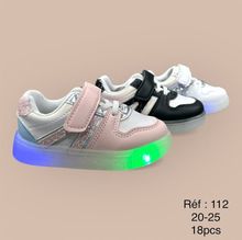Baskets avec lumières LED et bandes pailletées pour bébé 20 à 25