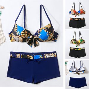 Bikini deux pièces à haut push-up motif baroque et shorty