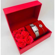 Coffret rouge d'une montre carrée à lanière milanais argent + bracelet en acier