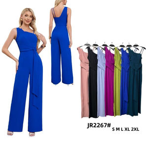 Combinaison-pantalon de soirée à taille cintrée avec ceinture à boucle