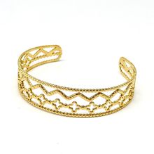 Bracelet jonc manchette doré ouvert à motif arabesques et trèfles