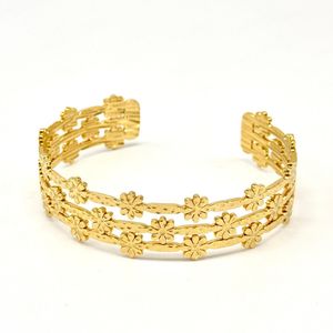 Bracelet jonc manchette doré ouvert à motifs de Prairie Fleurie