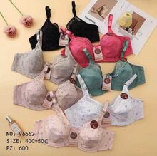 Soutien-gorge en bonnet C avec fines bordures en dentelle