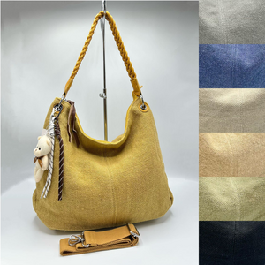 Sac à main de style hobo en toile texturée avec anse tressée