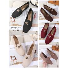 Mocassins en maille ajourée avec un mors doré décor grande taille 41-44