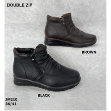 Bottine effet plissé sur l'avant et double fermeture éclaire