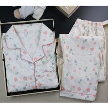 Pyjama femme à motif floral avec chemise à manches longues et pantalon long