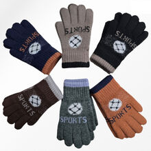 Gants épais et extensible avec décor de ballon sports