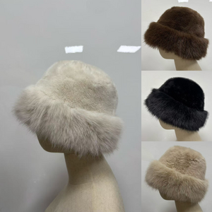 Chapeau en fausse fourrure au toucher soyeux et moelleux