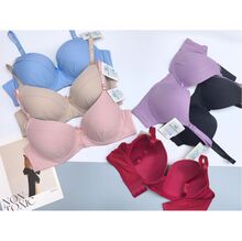 Soutien-gorge grande taille à bonnets D préformés et armatures intégrées