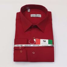 Chemise homme coupe slim en bordeaux uni sophistiqué