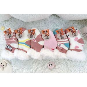 Chaussettes antidérapantes bébé en pilou pilou - 360 paires