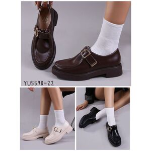 Mocassins rehaussées d'une bride ajustable par boucle dorée taille 36-41