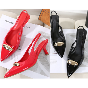 Escarpins à bout pointu type slingback avec boucle dorée décorative grande taille 41 - 44