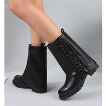 Bottes avec revers agrémenté d'un laçage décoratif sur le côté taille 36 - 41