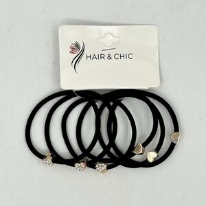 Carte de 6 pièces élastiques à cheveux teinte noir avec  une petite cœur sertis de strass