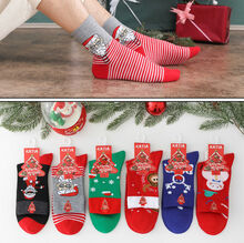 Magnifiques chaussettes homme décorées d'un motif de Noël