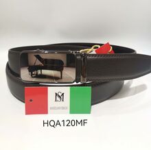 Ceinture en croûte de cuir marron foncé à boucle automatique motif Piano