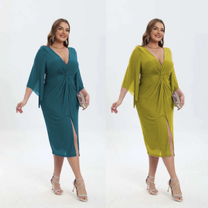 Robe de soirée grande taille avec décolleté en V plongeant et drapé torsadé