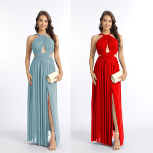 Robe de soirée en tulle drapée à col licou et découpe au niveau des hanches