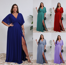 Robe maxi grande taille décolleté croisé et manches fluides avec fente raffinée