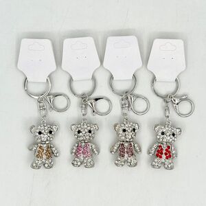 Porte-clés ours en peluche en métal argenté scintillant orné de cristaux