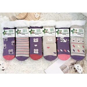 Chaussettes d'intérieur chaudes et antidérapantes avec de beaux lapins