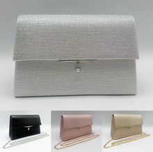 Pochette de soirée en relief carrelé à rabat avec petite perle décorative