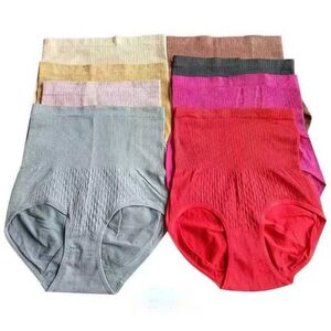 Culotte à taille haute effet gainant avec motif  texturé sur le devant