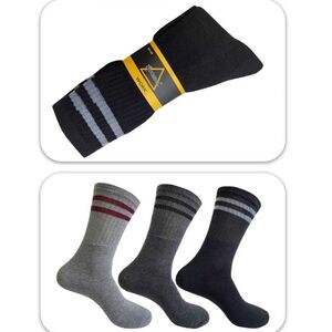 Chaussettes homme mi-mollet ornées de bandes horizontales sur le haut
