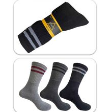Chaussettes homme mi-mollet ornées de bandes horizontales sur le haut