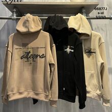 Sweat-shirt à capuche avec motif SATEENS imprimé sur le devant