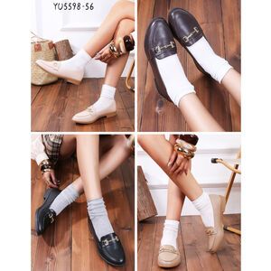 Mocassins en simili dotés de boucle dorée vieillie sur l'avant taille 36-41