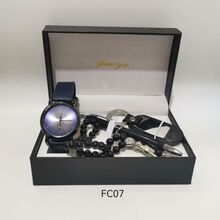 Coffret d'une Montre, Stylo, Chapelet et Porte-clés personnalisable par gravure
