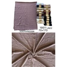 Foulard Jazz en 100 % viscose motif avec des lignes en strass brillants