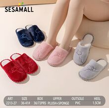 Pantoufles mules douillettes en éponge et peluche avec cœurs entrelacés