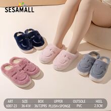 Chaussons peluche & éponge avec smiley "FOREVER" brodé sur l'avant