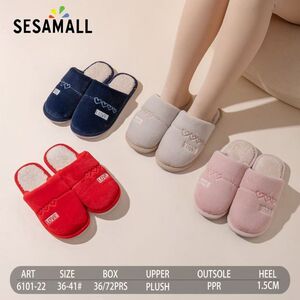 Pantoufles mules en peluche ultra-chaude avec broderie Cœur et LOVE