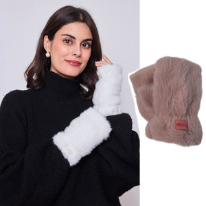Mitaines en fausse fourrure à écusson "Fashion" décoratif sur le poignet - 3 paires