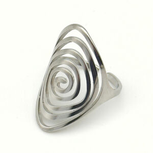 Bague en acier inoxydable à motif d'un grand design spirale ajourée