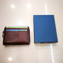 Portemonnaie à glissière et fentes pour cartes gold